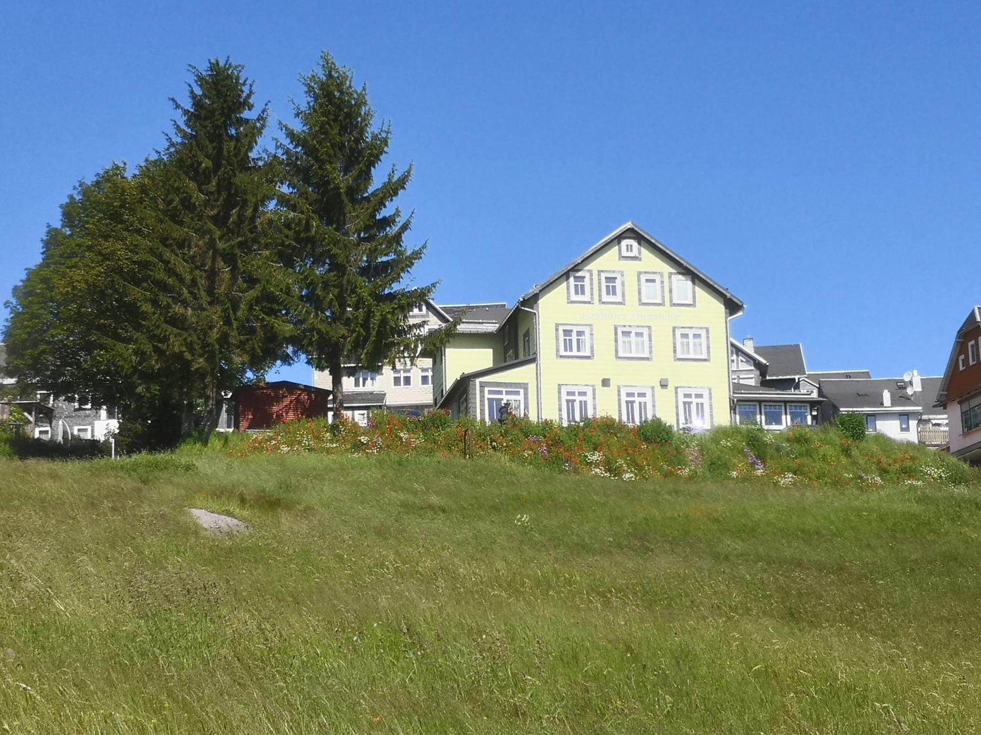 Hotel Schoene Aussicht マッサーベルク エクステリア 写真